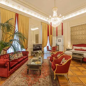Palazzo Monga Boutique Italien