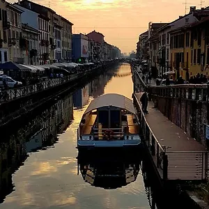The Boheme Vintage Junior ---- Cozy & Quiet & Comfortable With Private Bathroom & Fully Equipped Kitchenette & Cozy Balcony - Lift To 4th Floor - Metro' -green Subway Porta Genova Italien